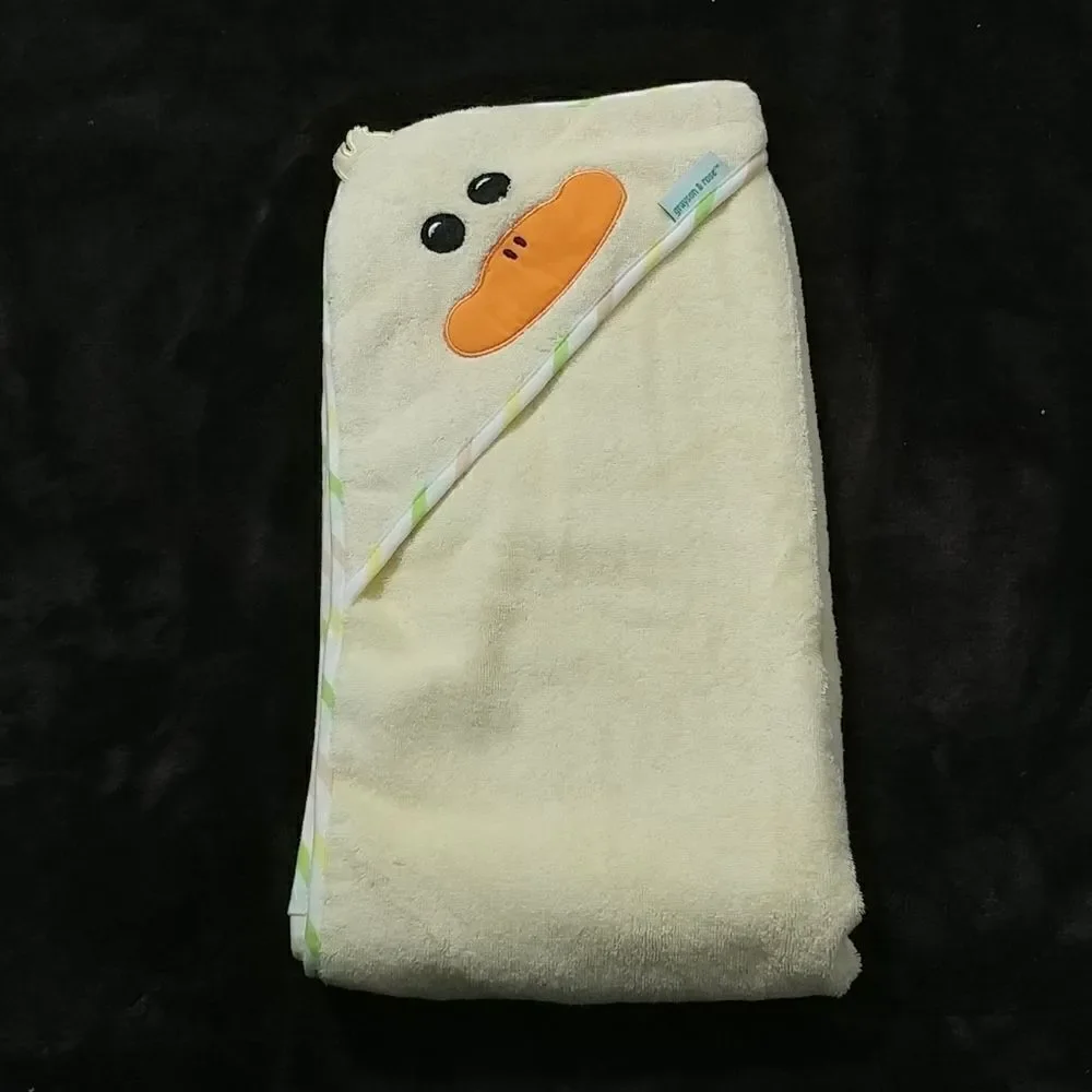 NWOT Grayson & Rose Towel